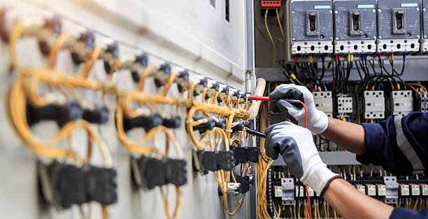 Professional Electrician technician working in Luther, OK